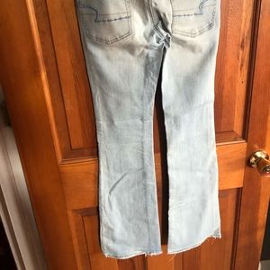 🏝American Eagle Kick Boot Jeans